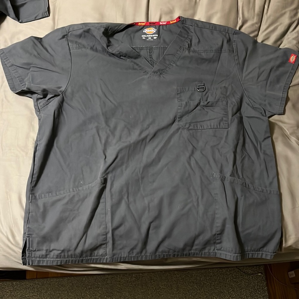 Dickies scrub top